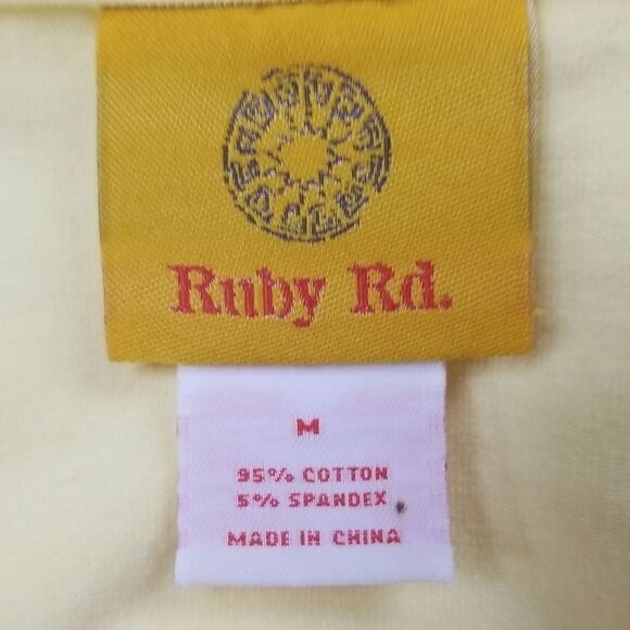 Ruby Rd Scoop Neck Embellished Short Sleeve Yellow Tee Size Medium - Picture 5 of 7